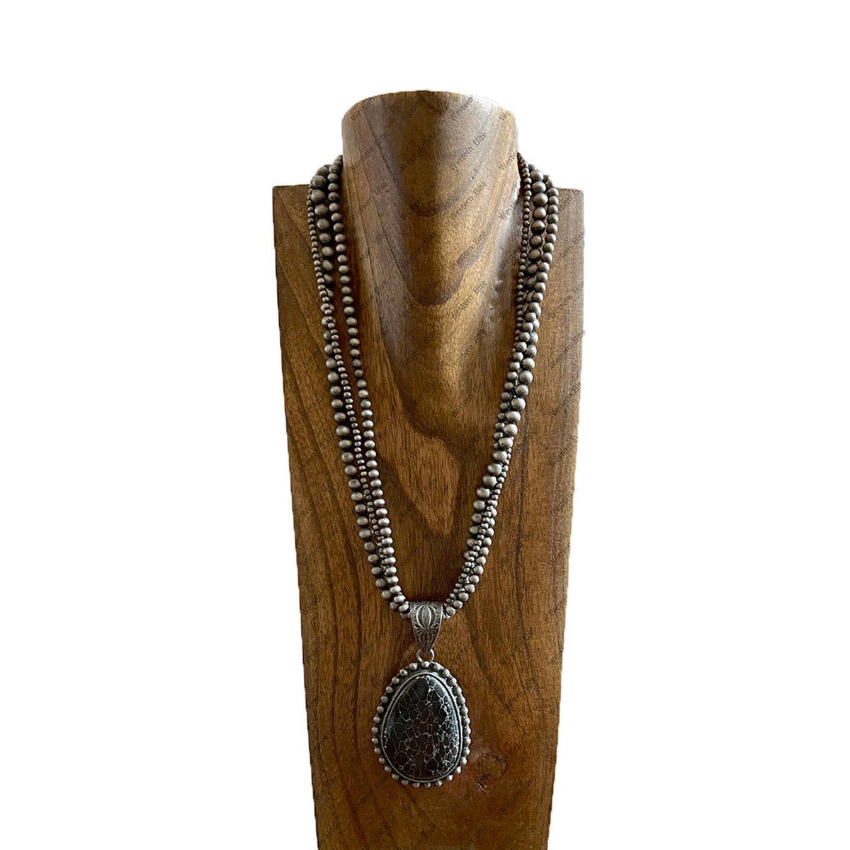 NKS251012-01-BLACK               25'' L 3 strings silver Navajo pearl beads with black oval stone pendent Necklace