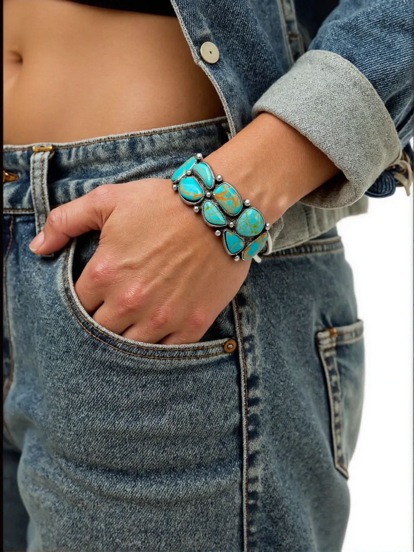 Silver metal with blue turquoise stone bangle