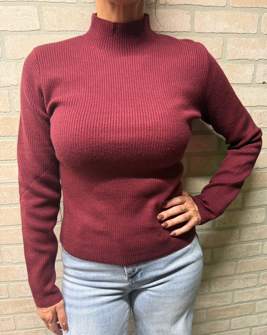 HI Neck Fleece Sweater