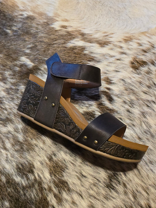 Devon Wedges